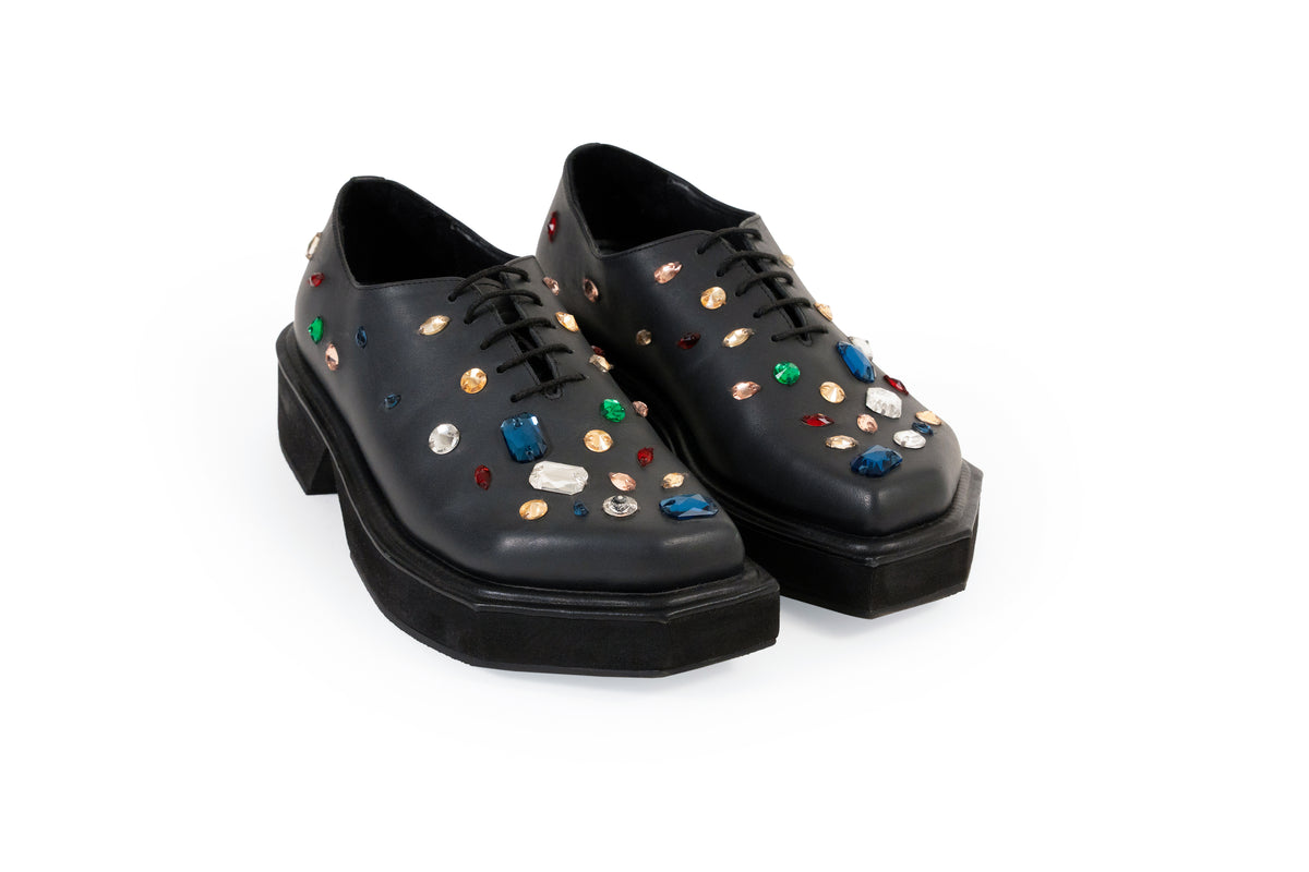 TRIANGLE CRYSTAL BLACK