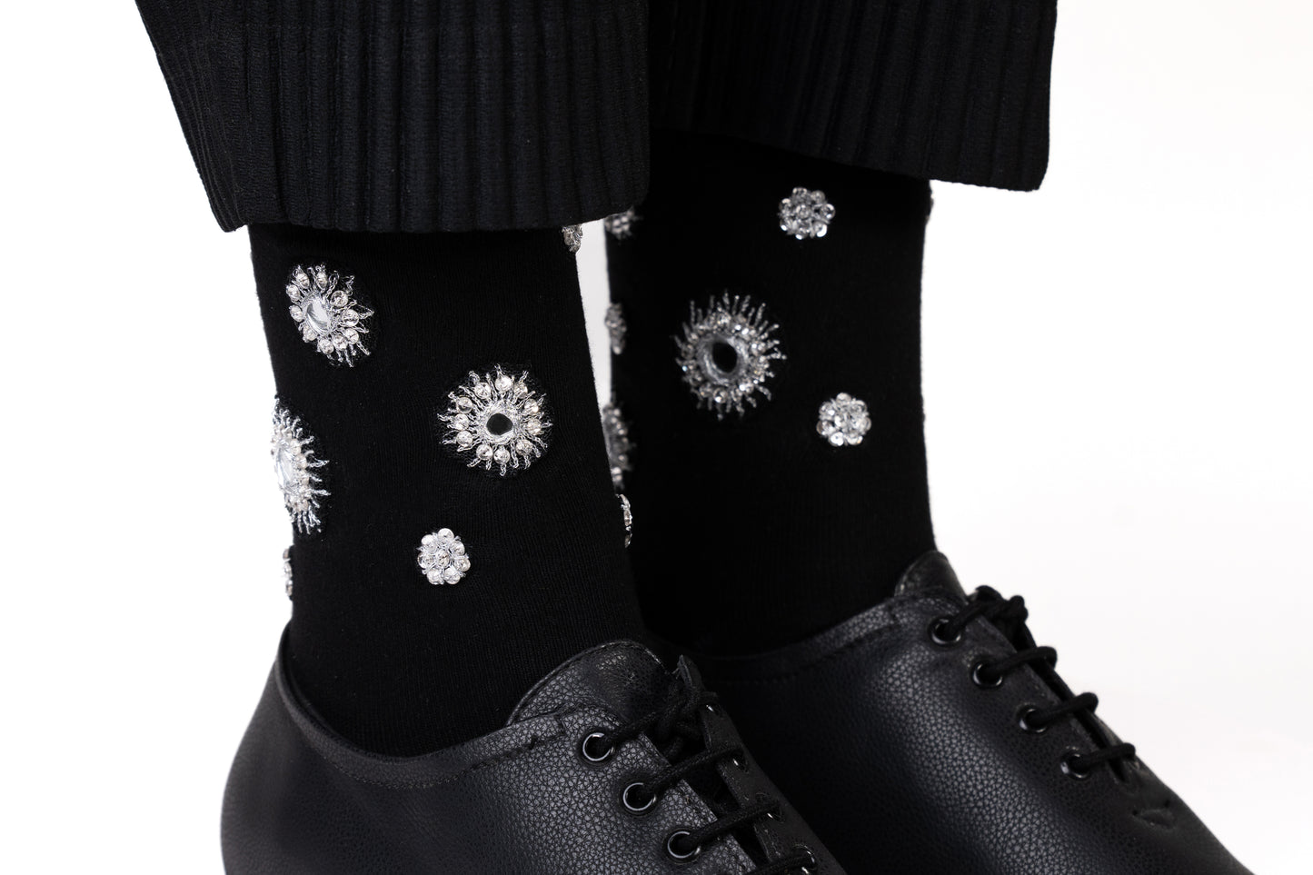 EMBROIDERED SILVER SOCKS