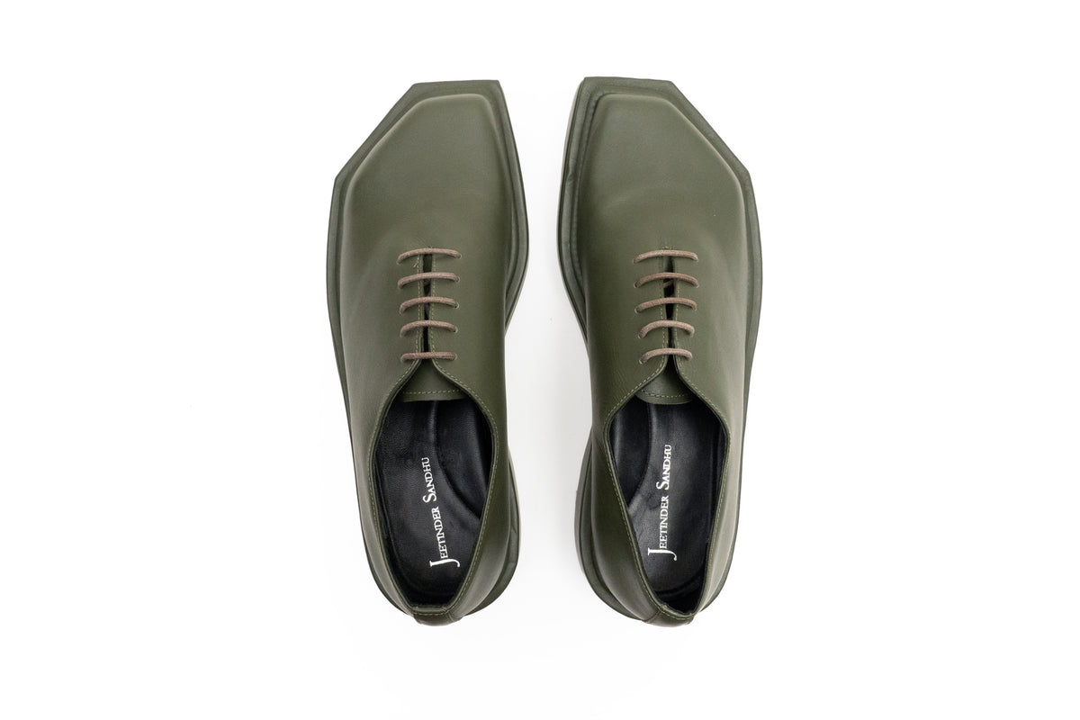 TRIANGLE GREEN