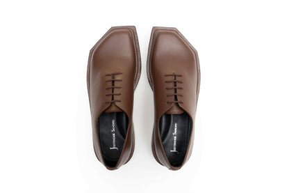 TRIANGLE BROWN