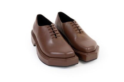 TRIANGLE BROWN