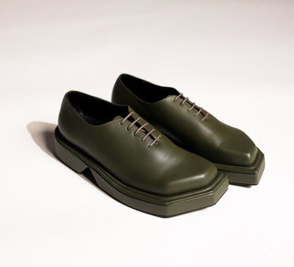 TRIANGLE GREEN