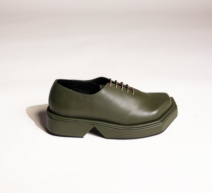 TRIANGLE GREEN