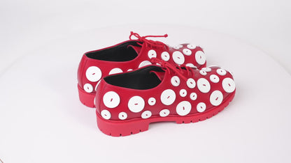 THE BUTTON SHOE RED